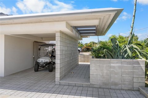 Casa en venta en New Smyrna Beach, Florida, 3 dormitorios, 201.13 m2 № 2112210 - foto 25