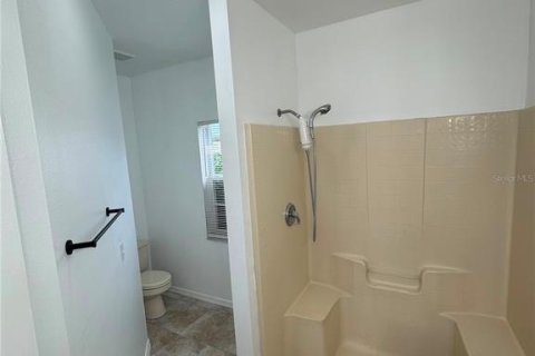 Villa ou maison à louer à Kissimmee, Floride: 3 chambres, 136.94 m2 № 2339290 - photo 8