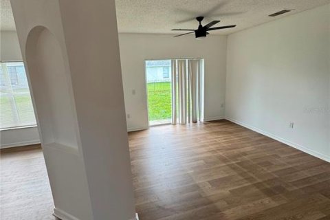 Villa ou maison à louer à Kissimmee, Floride: 3 chambres, 136.94 m2 № 2339290 - photo 14
