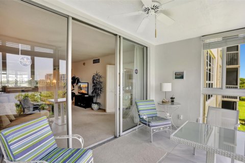 Condo in Pompano Beach, Florida, 2 bedrooms  № 1755911 - photo 29
