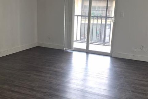 Condo in Orlando, Florida, 2 bedrooms № 2287221