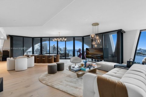 Купить кондоминиум в Майами, Флорида 4 спальни, 427.35м2, № 2053518 - фото 6