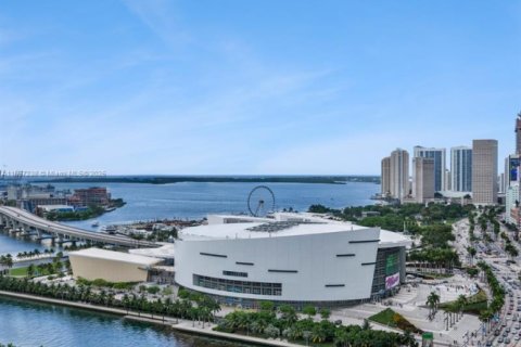 Купить кондоминиум в Майами, Флорида 4 спальни, 427.35м2, № 2053518 - фото 18