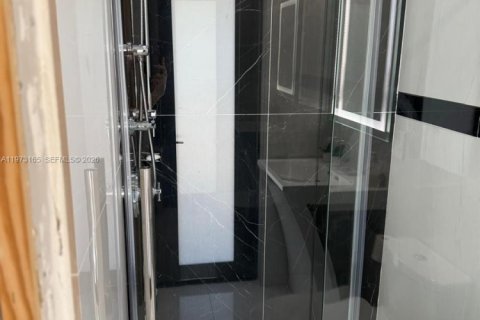 Casa en venta en Oakland Park, Florida, 3 dormitorios, 143.26 m2 № 2042108 - foto 18