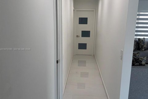 Casa en venta en Oakland Park, Florida, 3 dormitorios, 143.26 m2 № 2042108 - foto 17