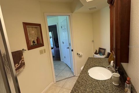 House in Tampa, Florida 2 bedrooms, 108.32 sq.m. № 2225835 - photo 16