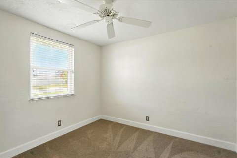 House in Flagler Beach, Florida 3 bedrooms, 201.32 sq.m. № 1737152 - photo 18