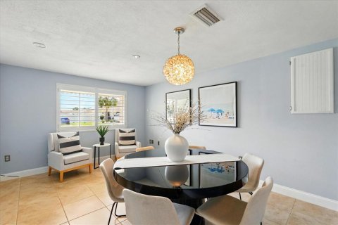 House in Flagler Beach, Florida 3 bedrooms, 201.32 sq.m. № 1737152 - photo 10