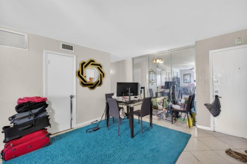 Condominio en venta en Wilton Manors, Florida, 1 dormitorio, 69.68 m2 № 2189751 - foto 11