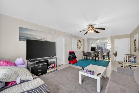 Condominio en venta en Wilton Manors, Florida, 1 dormitorio, 69.68 m2 № 2189751 - foto 9
