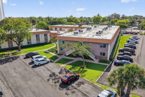 Condo in Wilton Manors, Florida, 1 bedroom  № 2189751