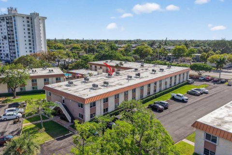 Condominio en venta en Wilton Manors, Florida, 1 dormitorio, 69.68 m2 № 2189751 - foto 30