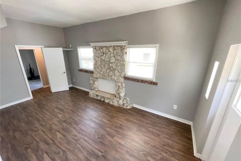 Villa ou maison à louer à Saint Petersburg, Floride: 2 chambres, 102.01 m2 № 1873363 - photo 14