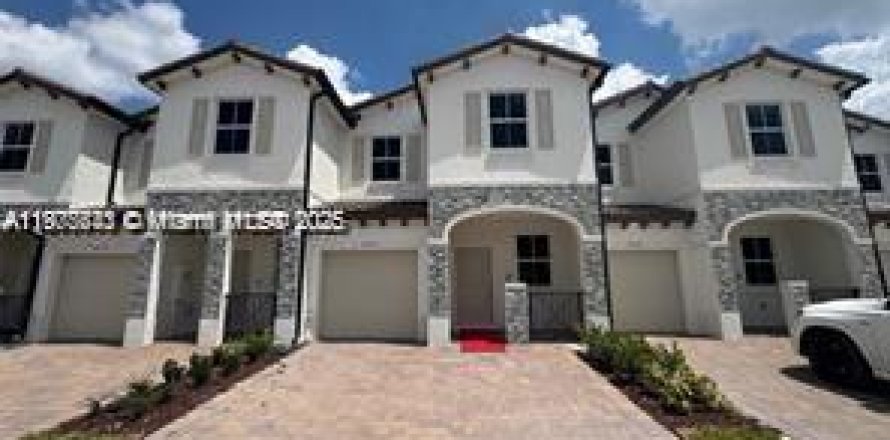Таунхаус в Хомстед, Флорида 3 спальни № 1963934