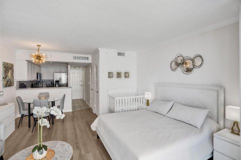 Снять в аренду кондоминиум в Холливуд, Флорида 44.78м2, № 1958726 - фото 8