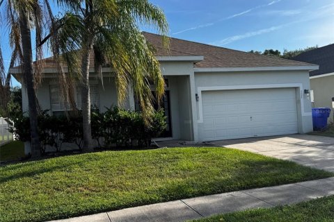 House in Kissimmee, Florida 3 bedrooms, 169.27 sq.m. № 2219169