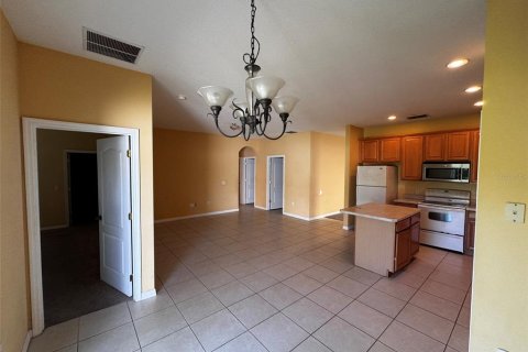House in Kissimmee, Florida 3 bedrooms, 169.27 sq.m. № 2219169 - photo 5