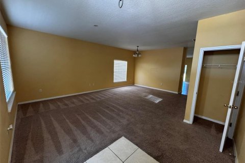 House in Kissimmee, Florida 3 bedrooms, 169.27 sq.m. № 2219169 - photo 2