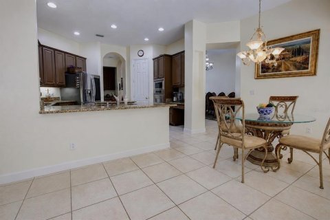 House in Longwood, Florida 4 bedrooms, 279.54 sq.m. № 2235551 - photo 17