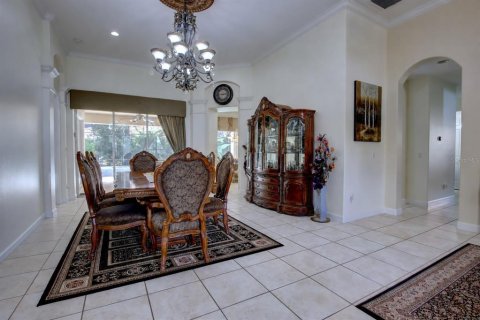 House in Longwood, Florida 4 bedrooms, 279.54 sq.m. № 2235551 - photo 7