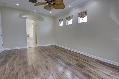 Villa ou maison à vendre à Longwood, Floride: 4 chambres, 279.54 m2 № 2235551 - photo 29