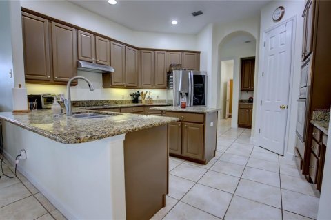 House in Longwood, Florida 4 bedrooms, 279.54 sq.m. № 2235551 - photo 12
