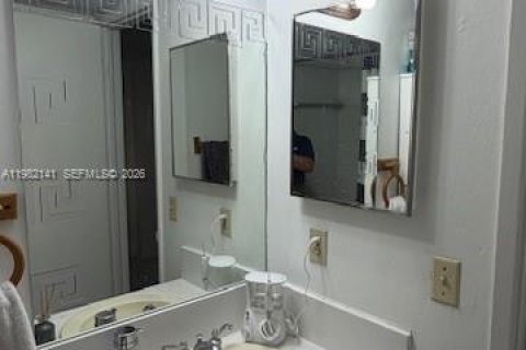 Снять в аренду кондоминиум в Майами, Флорида 2 спальни, 76.83м2, № 2049326 - фото 11