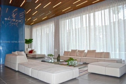 Купить кондоминиум в Халландейл-Бич, Флорида 2 спальни, 95.69м2, № 1987941 - фото 27