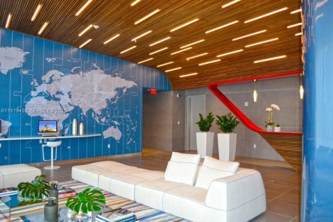 Купить кондоминиум в Халландейл-Бич, Флорида 2 спальни, 95.69м2, № 1987941 - фото 25