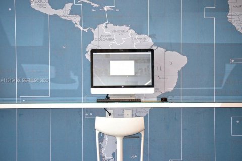 Купить кондоминиум в Халландейл-Бич, Флорида 2 спальни, 95.69м2, № 1987941 - фото 26