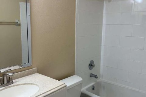 Casa en alquiler en Port Charlotte, Florida, 2 dormitorios, 76.64 m2 № 1901641 - foto 11