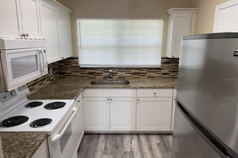 Casa en alquiler en Port Charlotte, Florida, 2 dormitorios, 76.64 m2 № 1901641 - foto 8
