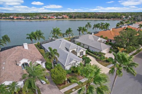 Villa ou maison à vendre à Lakewood Ranch, Floride: 3 chambres, 228.63 m2 № 2092637 - photo 2