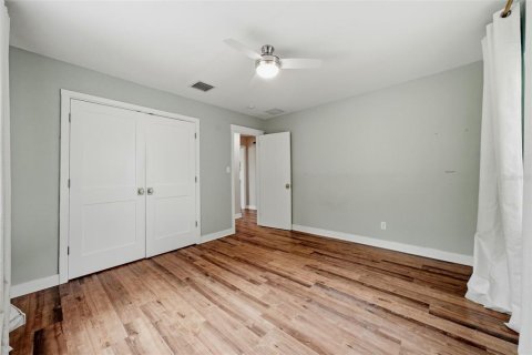 House in Saint Petersburg, Florida 2 bedrooms, 108.32 sq.m. № 2227539 - photo 18