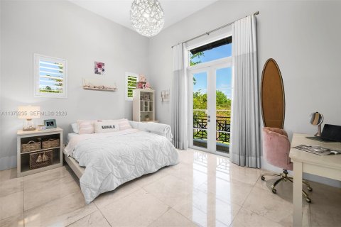 Casa en venta en Pinecrest, Florida, 6 dormitorios, 674.01 m2 № 2046319 - foto 25