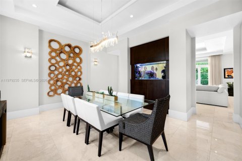 Casa en venta en Pinecrest, Florida, 6 dormitorios, 674.01 m2 № 2046319 - foto 10