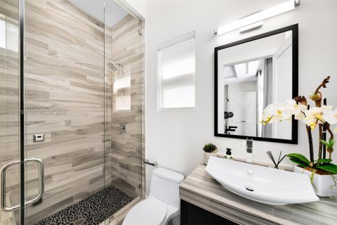 Casa en venta en Pinecrest, Florida, 6 dormitorios, 674.01 m2 № 2046319 - foto 26