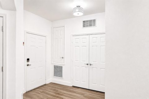 Copropriété à vendre à Orlando, Floride: 3 chambres, 134.43 m2 № 2201921 - photo 3