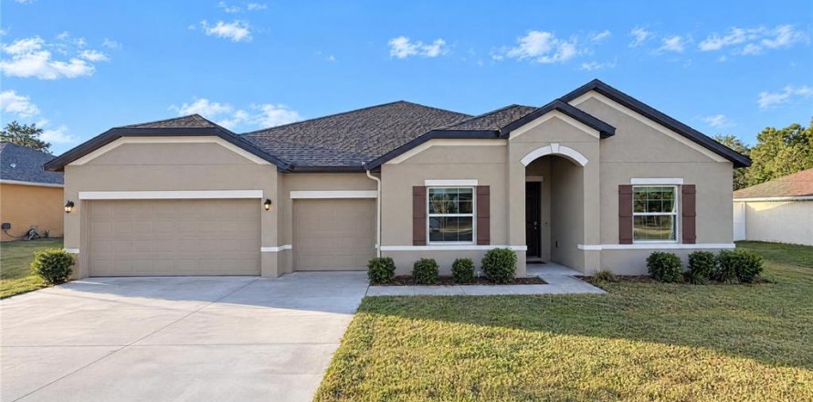 Villa ou maison à Weeki Wachee, Floride 4 chambres, 290.04 m2 № 2433228