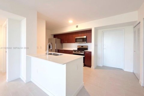 Квартира в Суитуотер, Флорида 2 спальни, 479.75м2 № 2079166