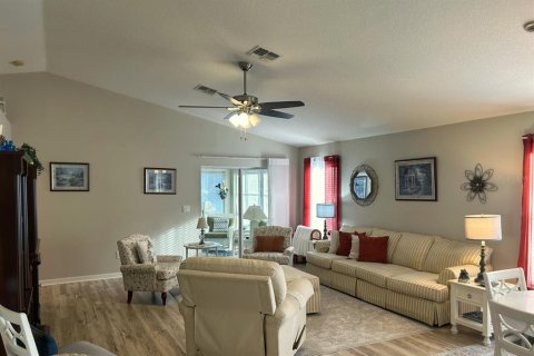 House in Spring Hill, Florida 2 bedrooms, 137.5 sq.m. № 1765741 - photo 7