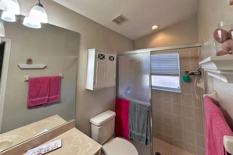 House in Spring Hill, Florida 2 bedrooms, 137.5 sq.m. № 1765741 - photo 21