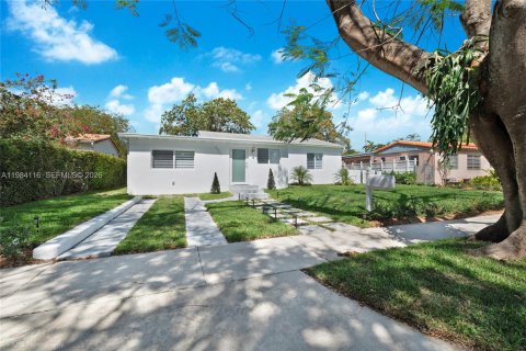 Купить виллу или дом в Уэст -Майами, Флорида 3 спальни, 113.34м2, № 2048584 - фото 4