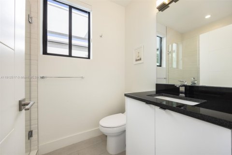 Touwnhouse à vendre à Miami, Floride: 3 chambres, 229.65 m2 № 1970415 - photo 17