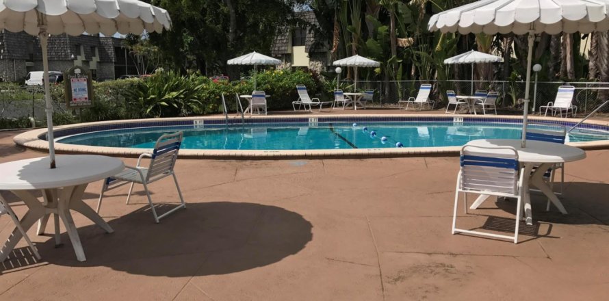 Condo in Oakland Park, Florida, 1 bedroom  № 1207676