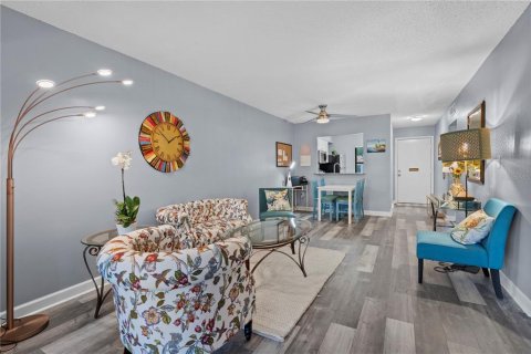 Condo in Clearwater, Florida, 2 bedrooms  № 1666922 - photo 18