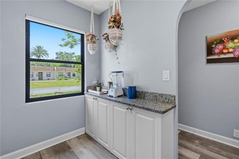 Condo in Clearwater, Florida, 2 bedrooms  № 1666922 - photo 10