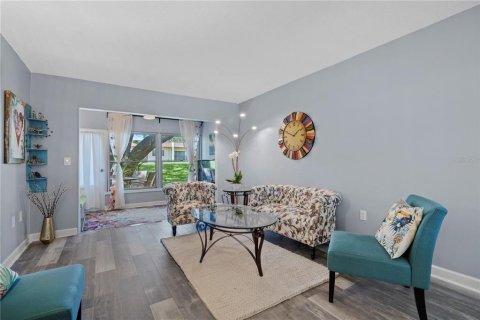Condo in Clearwater, Florida, 2 bedrooms  № 1666922 - photo 14