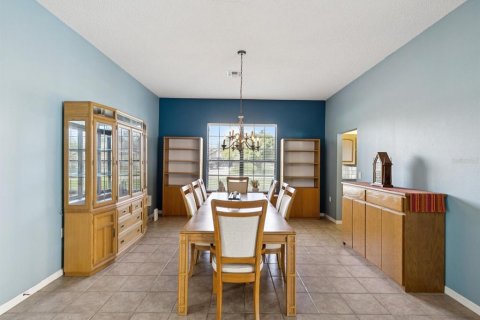 House in Spring Hill, Florida 5 bedrooms, 334.17 sq.m. № 1822982 - photo 7