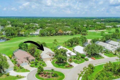 Casa en venta en University Park, Florida, 3 dormitorios, 210.52 m2 № 1820964 - foto 1